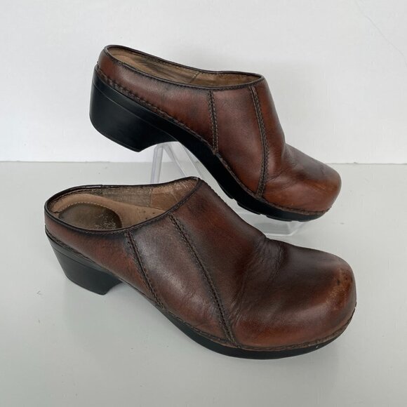 Dansko Leather Slip On Closed-Toe Block Heel Casual Mules Sandals Brown 37 - Picture 2 of 8
